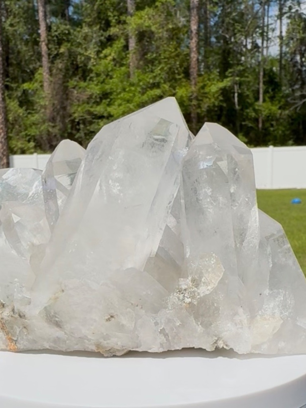 Large Beautiful Crystal Quartz Cluster - Picture 4 of 6